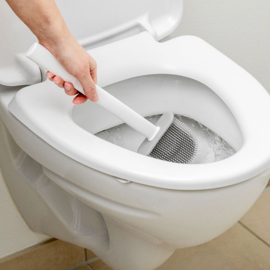Siliconen toiletborstel voor wandmontage met standaard