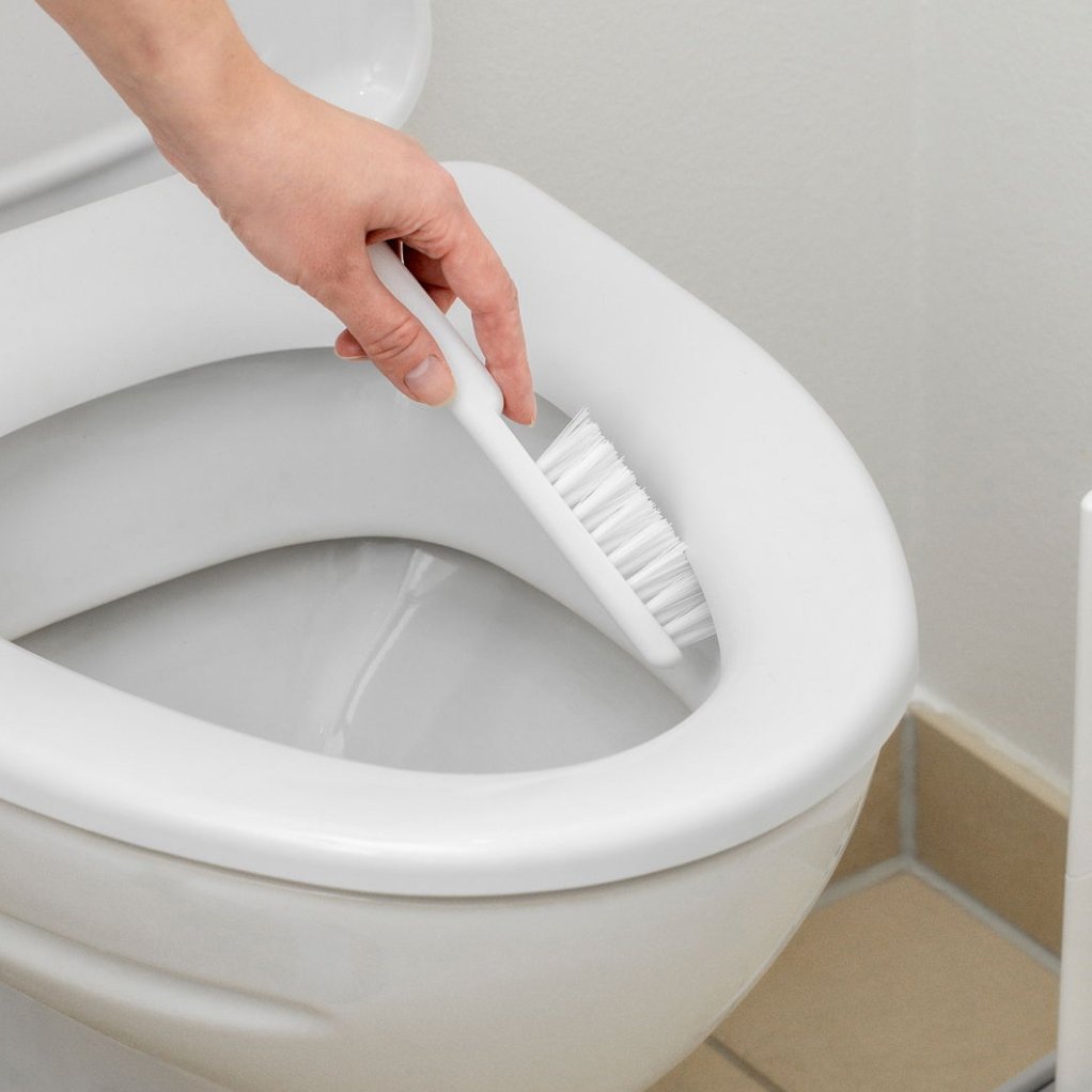 Siliconen toiletborstel voor wandmontage met standaard