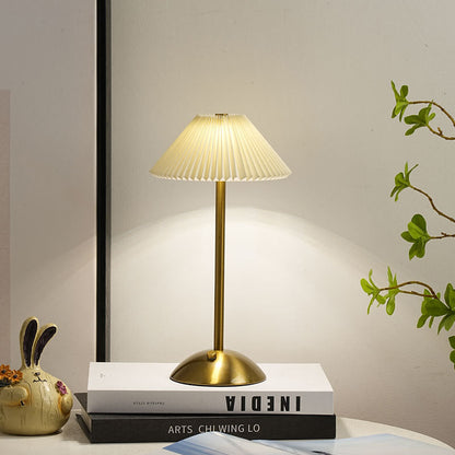 Contemporary Scandinavische Oplaadbare IJzeren Stof Conische Plissé 1-Licht Tafellamp Voor Bedside