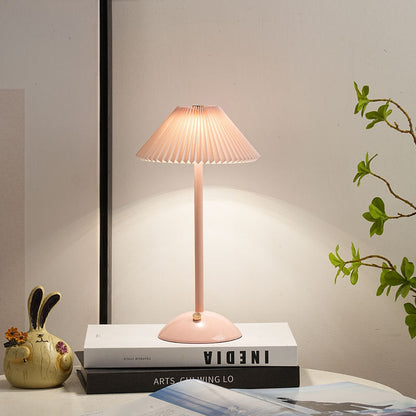 Contemporary Scandinavische Oplaadbare IJzeren Stof Conische Plissé 1-Licht Tafellamp Voor Bedside