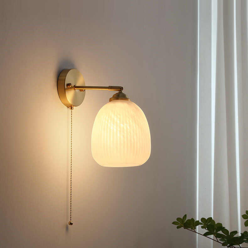 Noordse Gestreepte Melk Witte Glas Messing 1-Licht Trekkoord Wandlamp