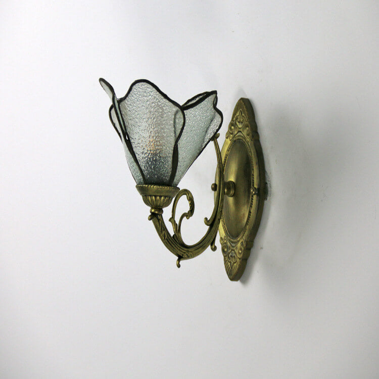 Vintage Tiffany Bloemblaadjes Glas-in-lood 1-Licht Wandlamp