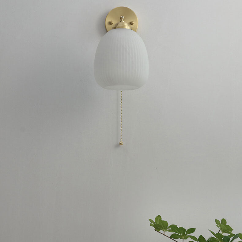 Noordse Gestreepte Melk Witte Glas Messing 1-Licht Trekkoord Wandlamp