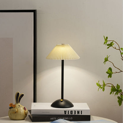Contemporary Scandinavische Oplaadbare IJzeren Stof Conische Plissé 1-Licht Tafellamp Voor Bedside