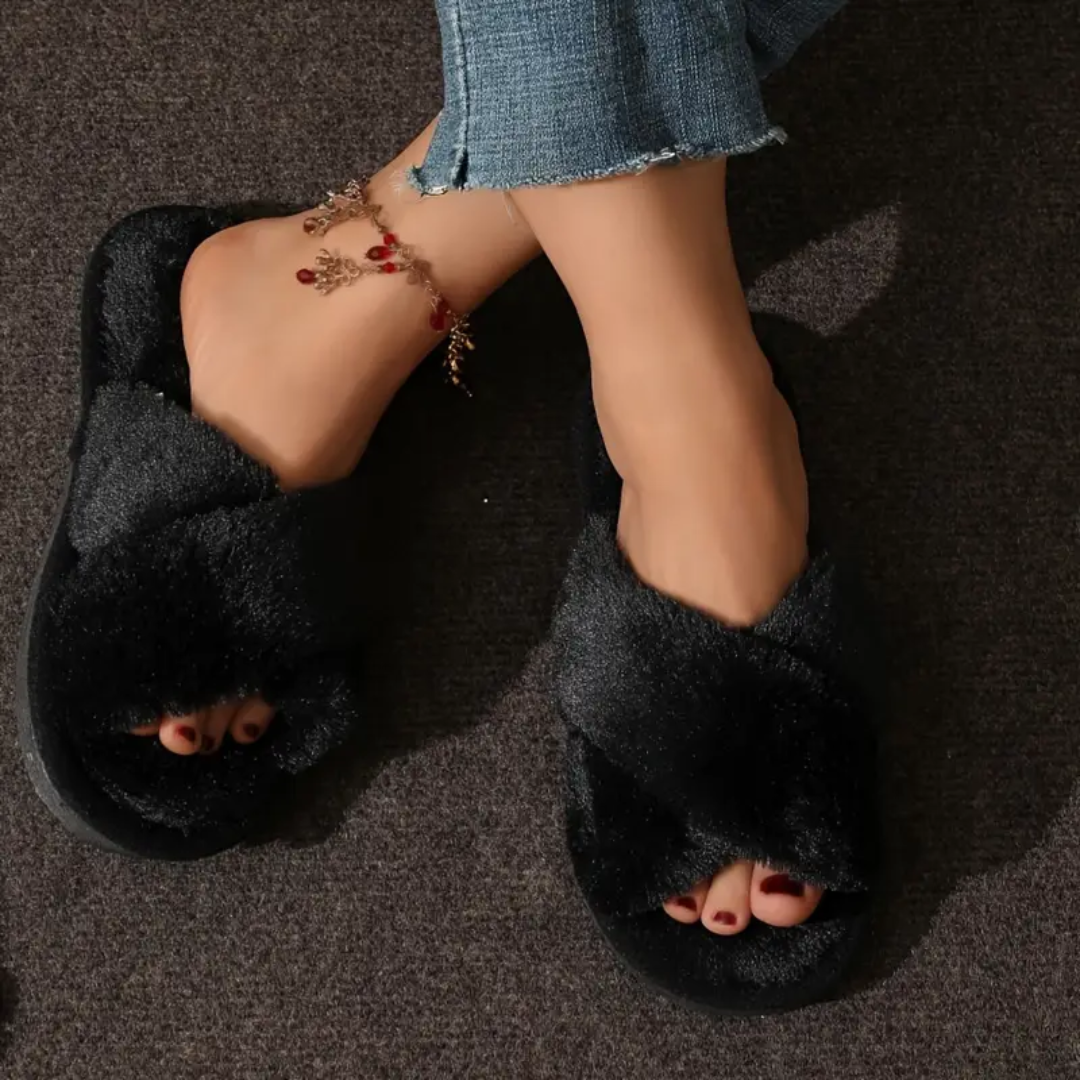 FLUFFY CRISS-CROSS SLIPPERS