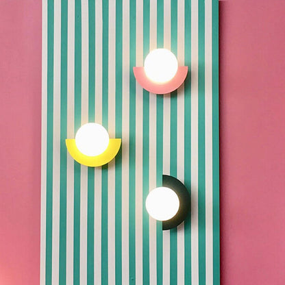 Moderne Minimalistische Glazen Sferische Kleurrijke Halve Cirkel Ontwerp 1-Lichts Wandlamp
