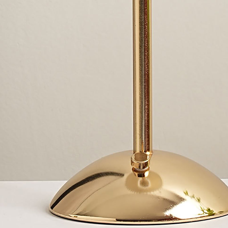 Contemporary Scandinavische Oplaadbare IJzeren Stof Conische Plissé 1-Licht Tafellamp Voor Bedside