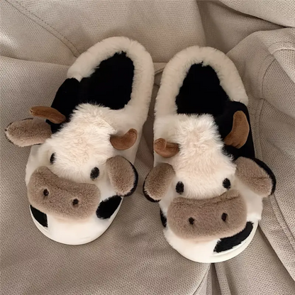 FLUFFY KOE SLIPPERS