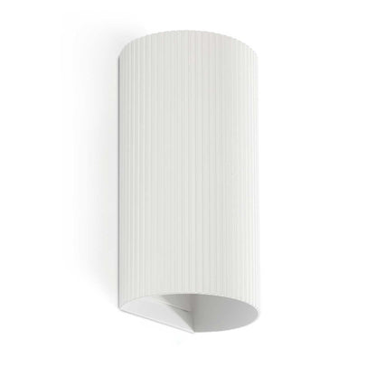 Sole - Geribbelde wandlamp van staal voor de gang