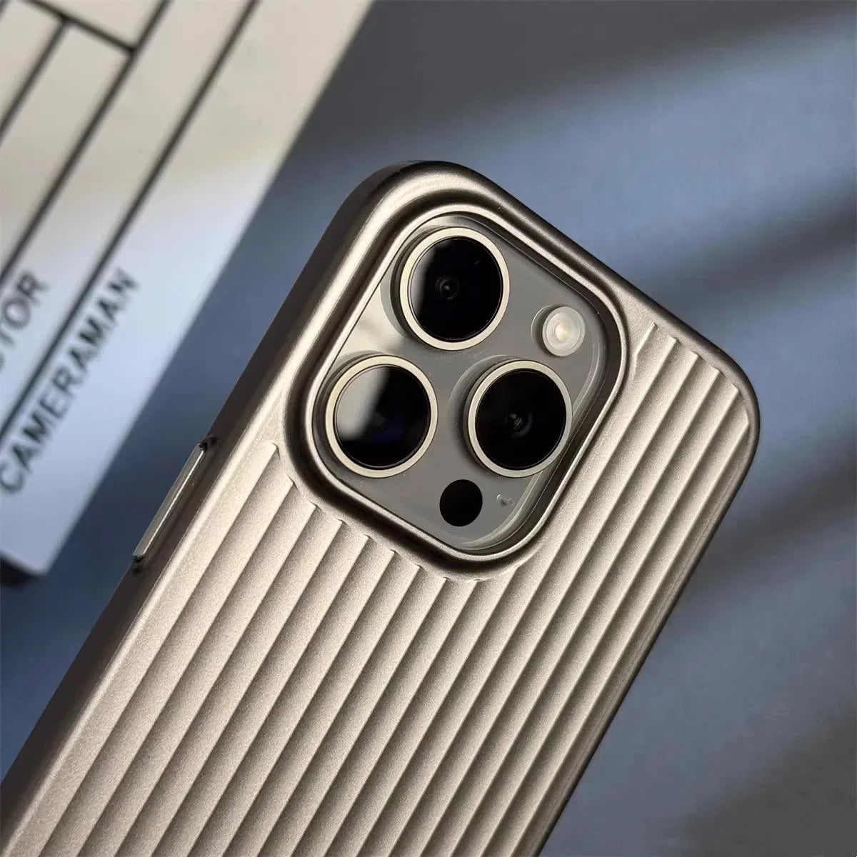 Titanium Shield Pro iPhone Hoes