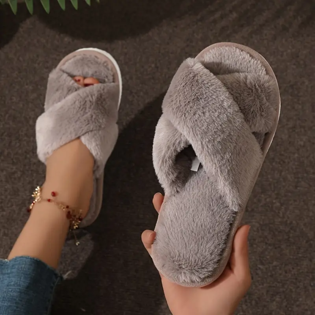 FLUFFY CRISS-CROSS SLIPPERS