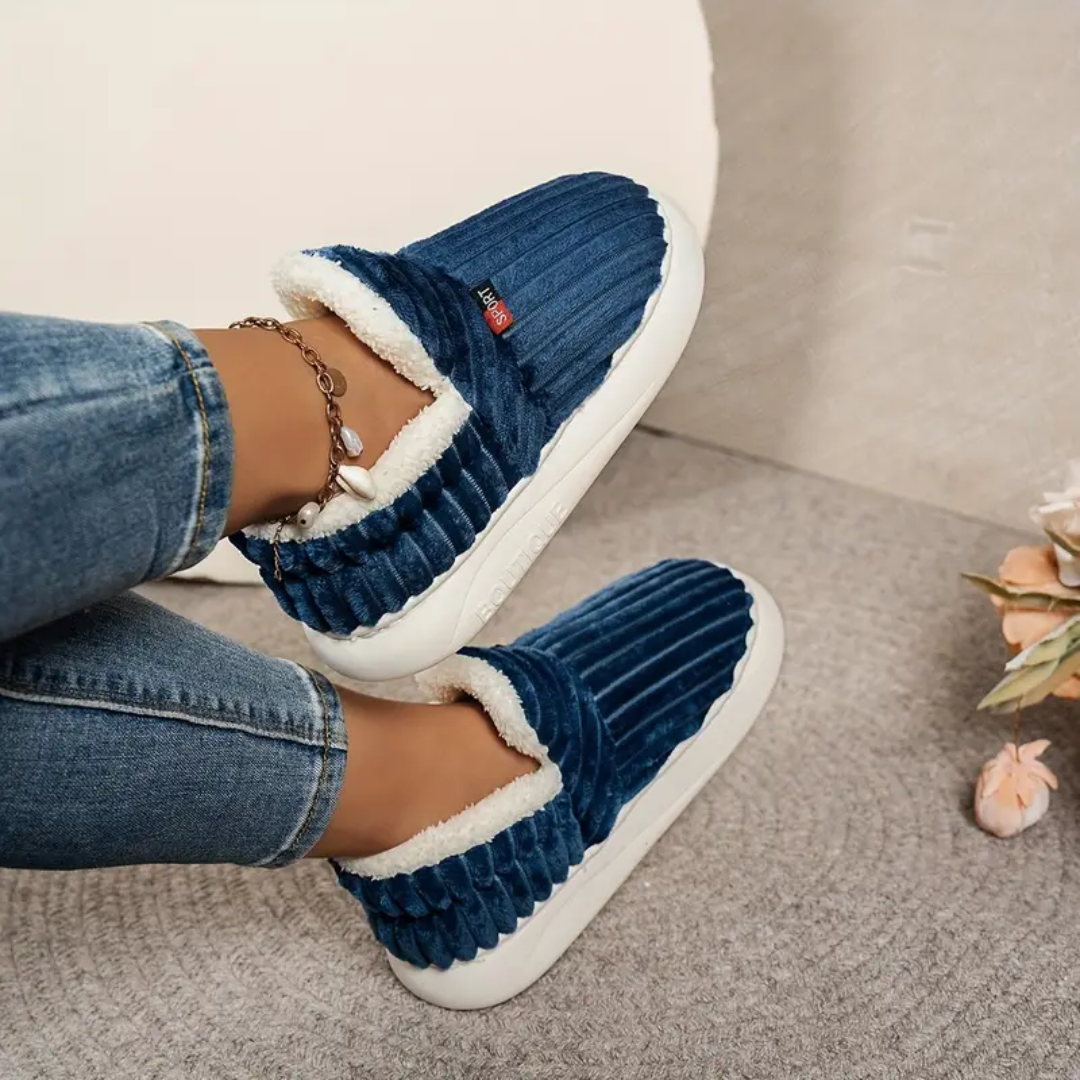 FLEECE COMFORT SLIPPERS