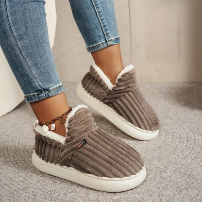 FLEECE COMFORT SLIPPERS