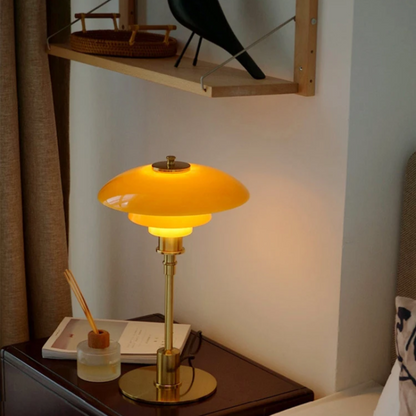 Design Tafellamp met Glazen Kap – Sfeervol Licht en Minimalistische Elegantie