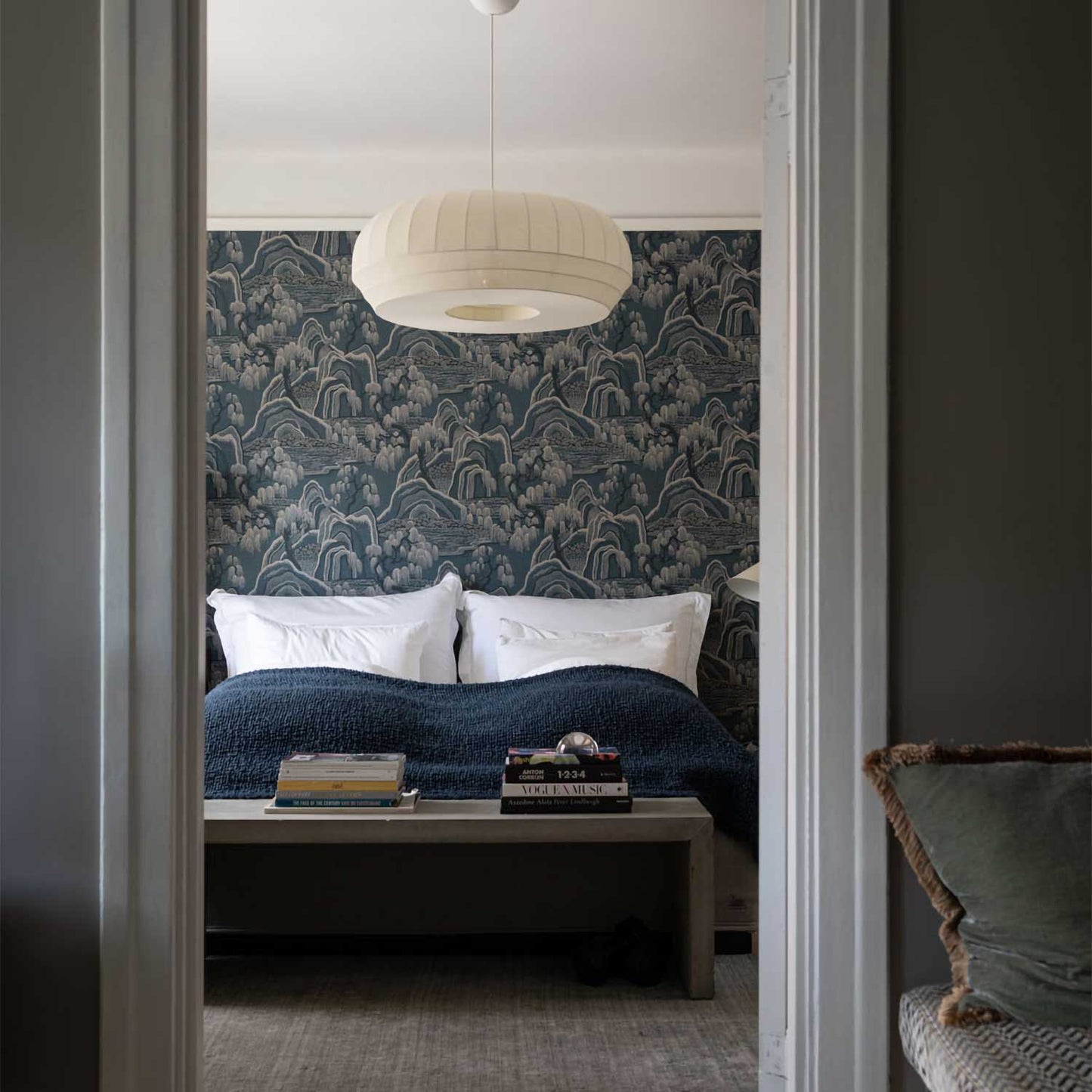 Tradition - Witte stoffen hanglamp in Japandi-stijl, ontwerp door een designer