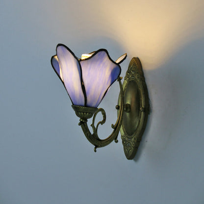 Vintage Tiffany Bloemblaadjes Glas-in-lood 1-Licht Wandlamp