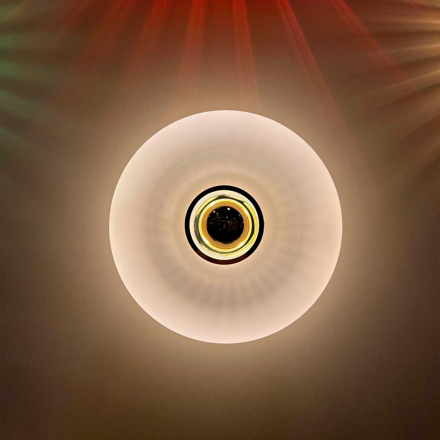 Grace - Wandlamp van gekleurd glas in art deco design