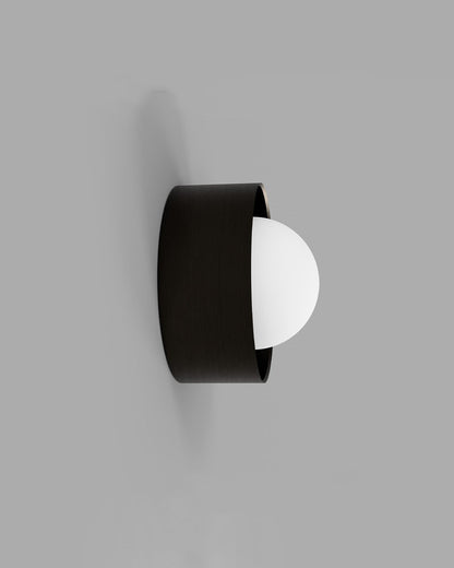 Gekaderde Orb Wandlamp