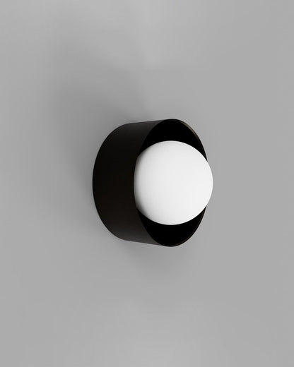 Gekaderde Orb Wandlamp