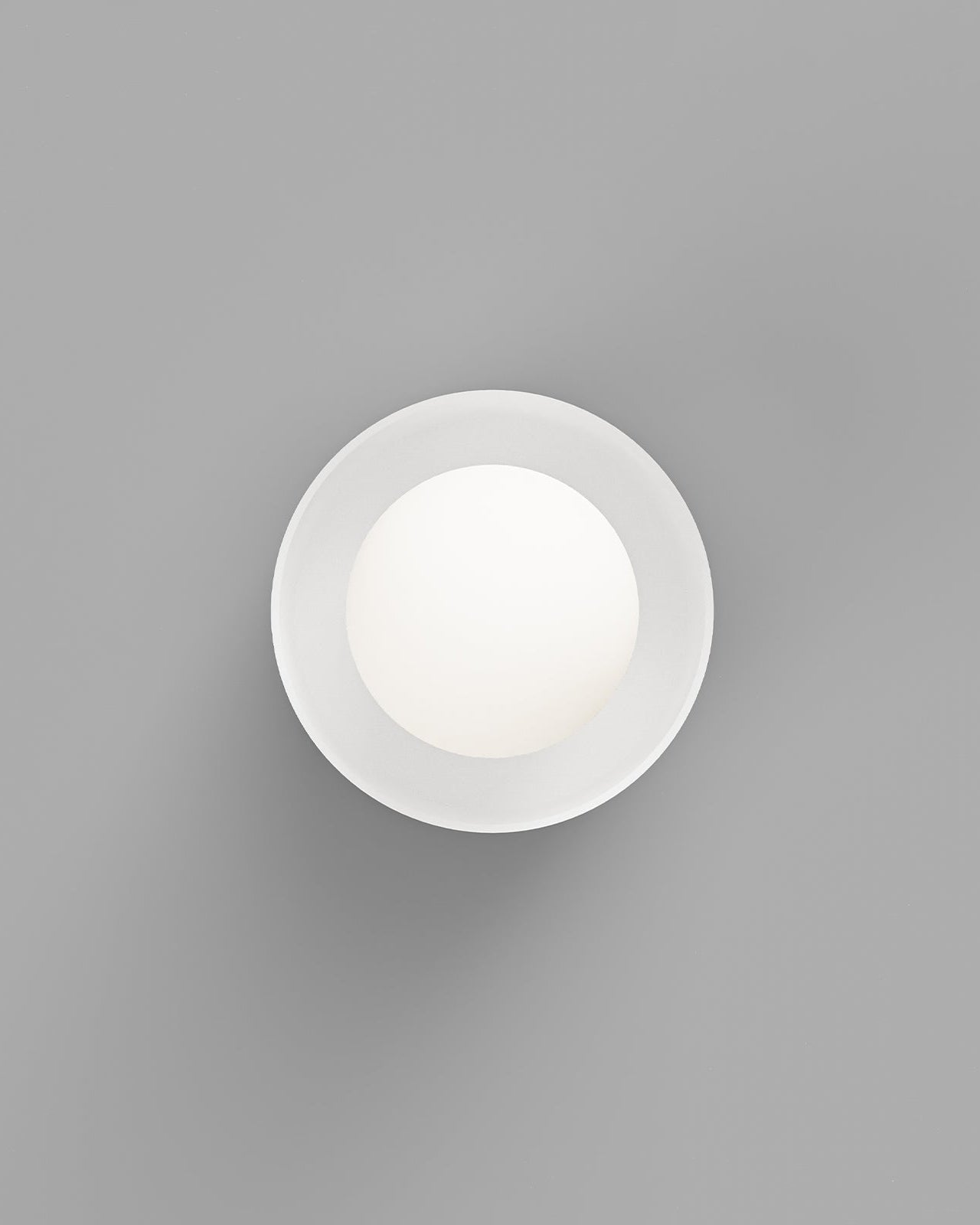 Gekaderde Orb Wandlamp