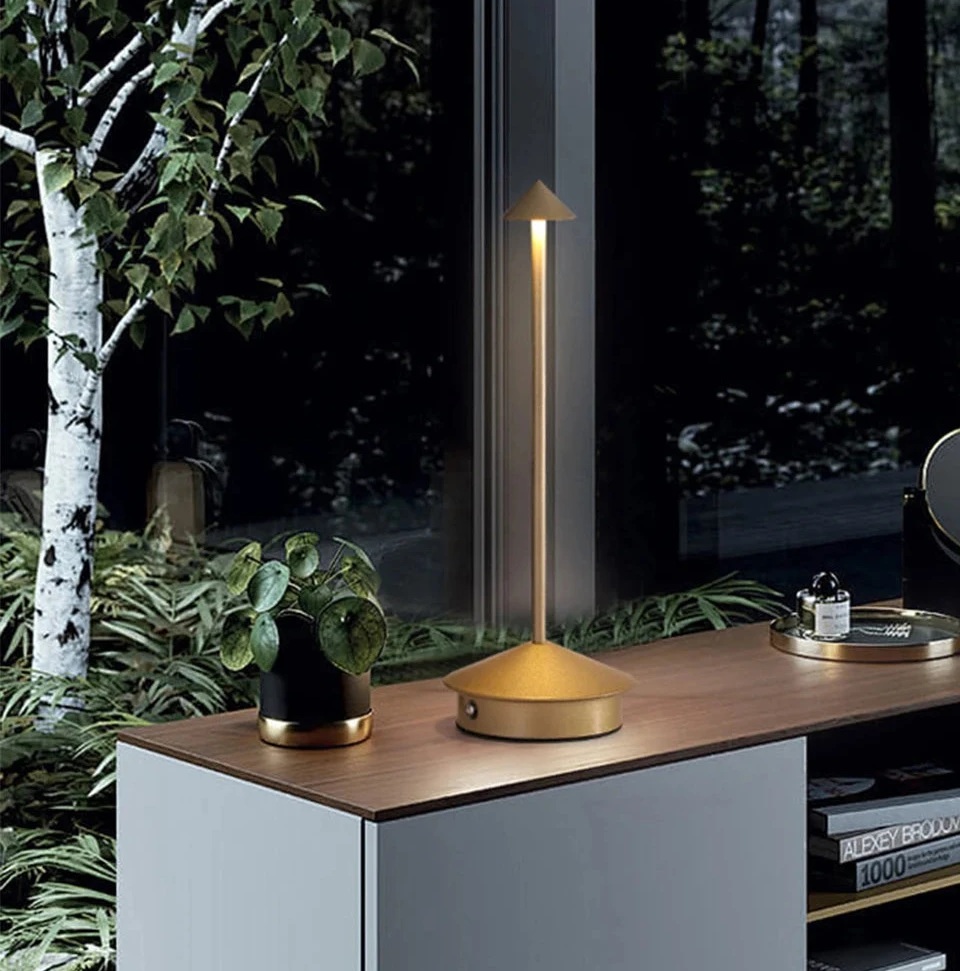 Pine Draadloze Sfeerlamp Compact Outdoor Design
