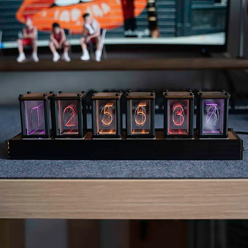 Nixie Buis Klok