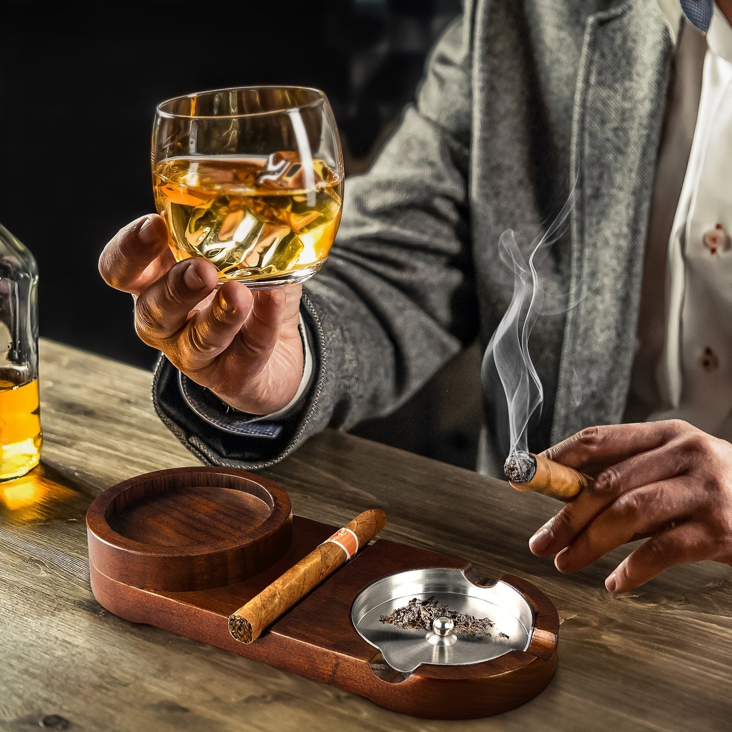 Sigarenasbak en Whiskyglasbak