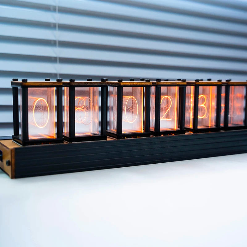 Nixie Buis Klok