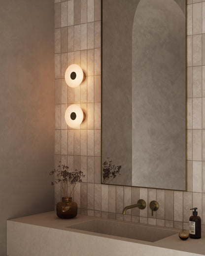 Inverted Glass Dome Wandlamp