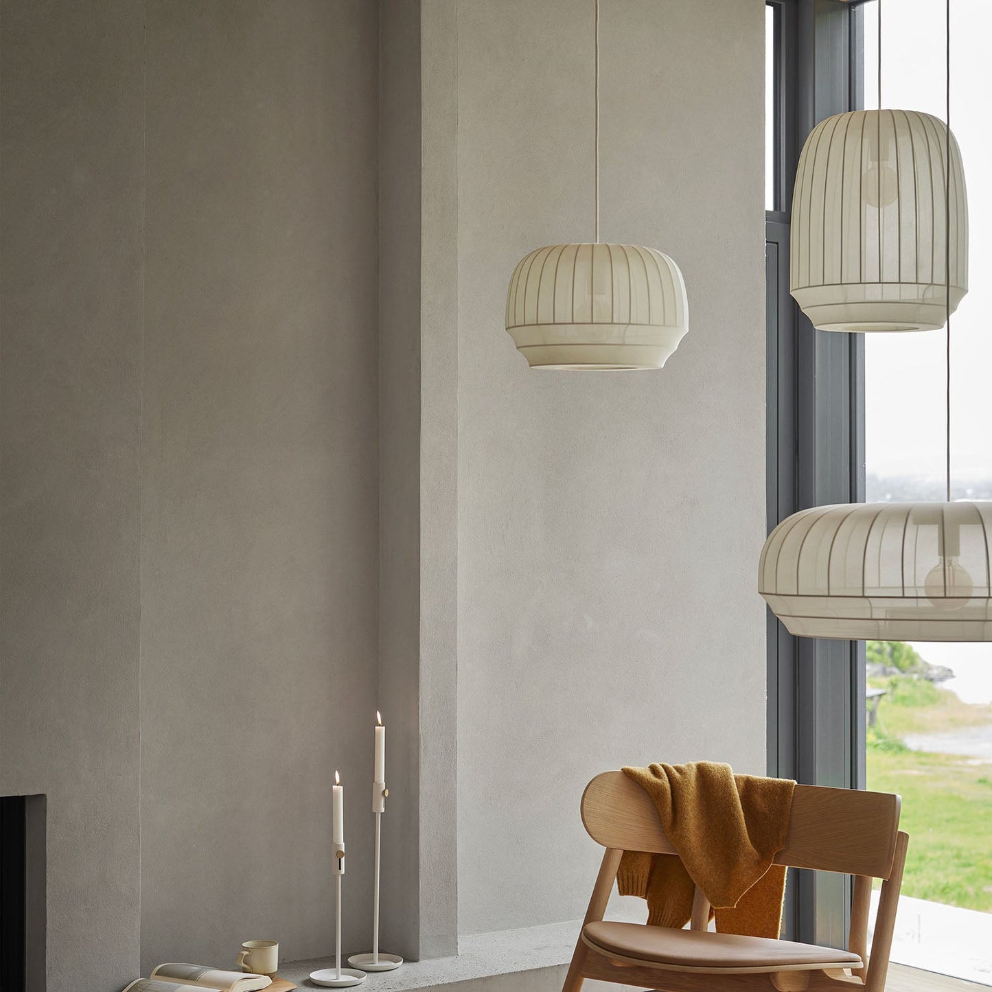 Tradition - Witte stoffen hanglamp in Japandi-stijl, ontwerp door een designer